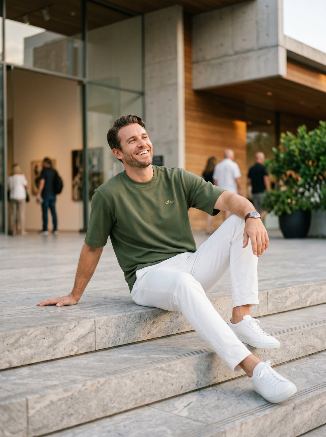 ICONIC - RELAXED FIT T-SHIRT