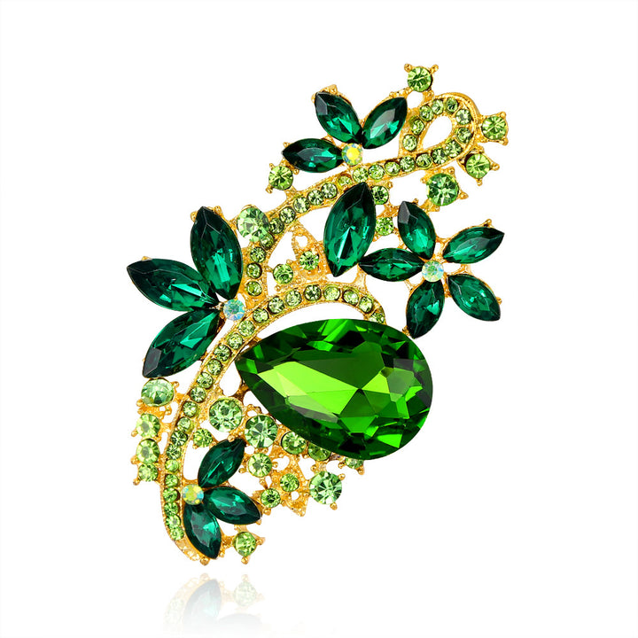 Women’s Rhinestone Brooch Collection | بروشات نسائية مرصعة بتصاميم أنيقة