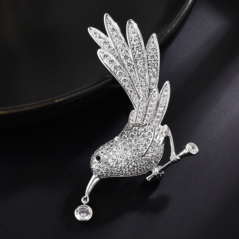 Women’s Elegant Bird Brooch | بروش نسائي أنيق بتصميم طائر