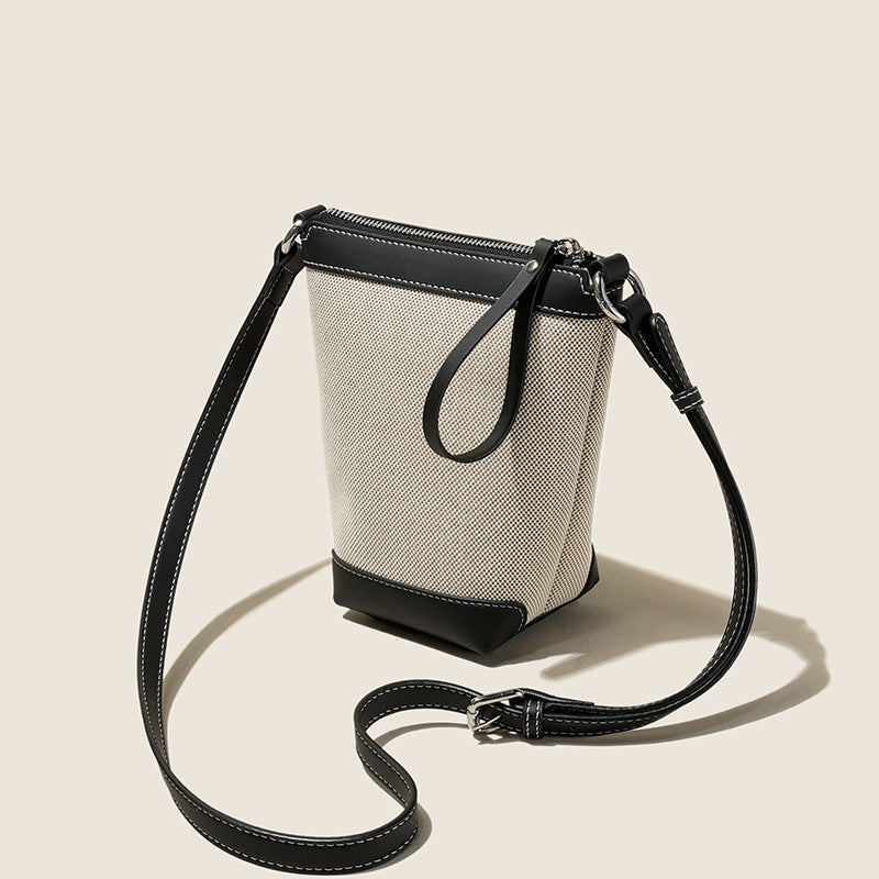 Women’s One-Shoulder Crossbody Phone Bag | حقيبة هاتف نسائية كروس بودي بحزام كتف