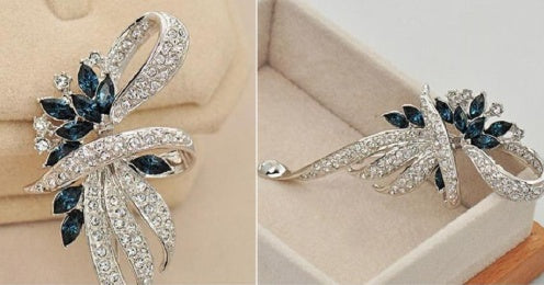 Women’s Crystal Flower Brooch | بروش نسائي كريستال بتصميم زهرة
