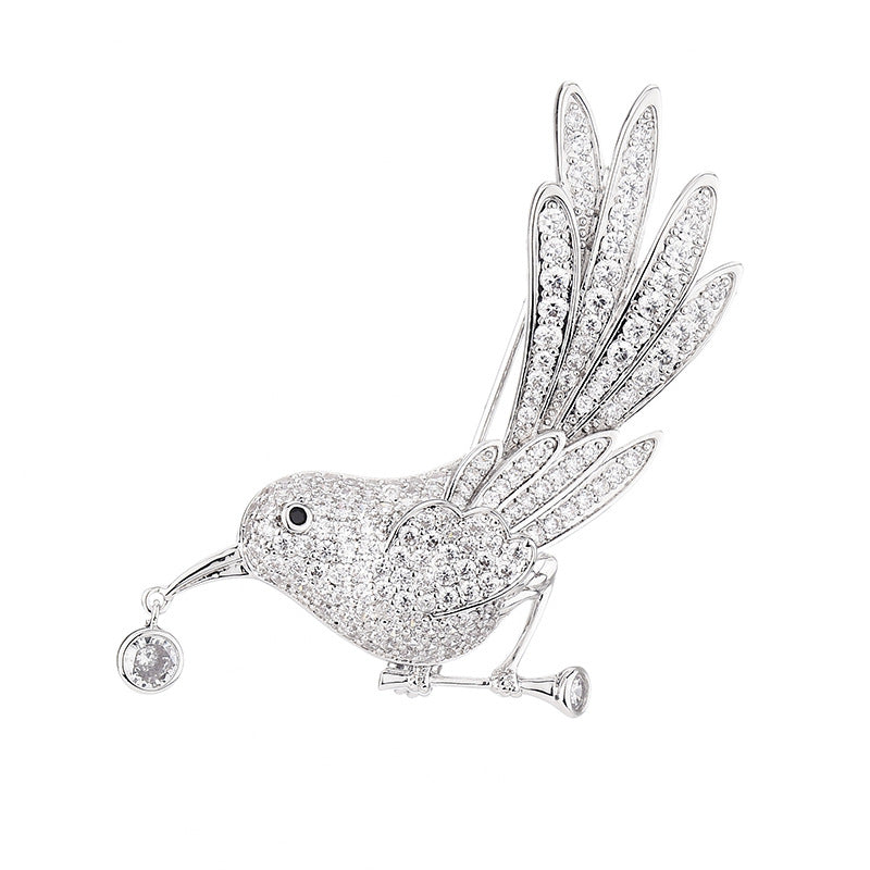 Women’s Elegant Bird Brooch | بروش نسائي أنيق بتصميم طائر