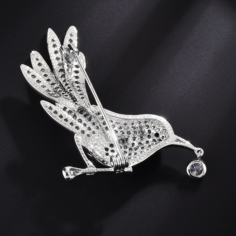 Women’s Elegant Bird Brooch | بروش نسائي أنيق بتصميم طائر