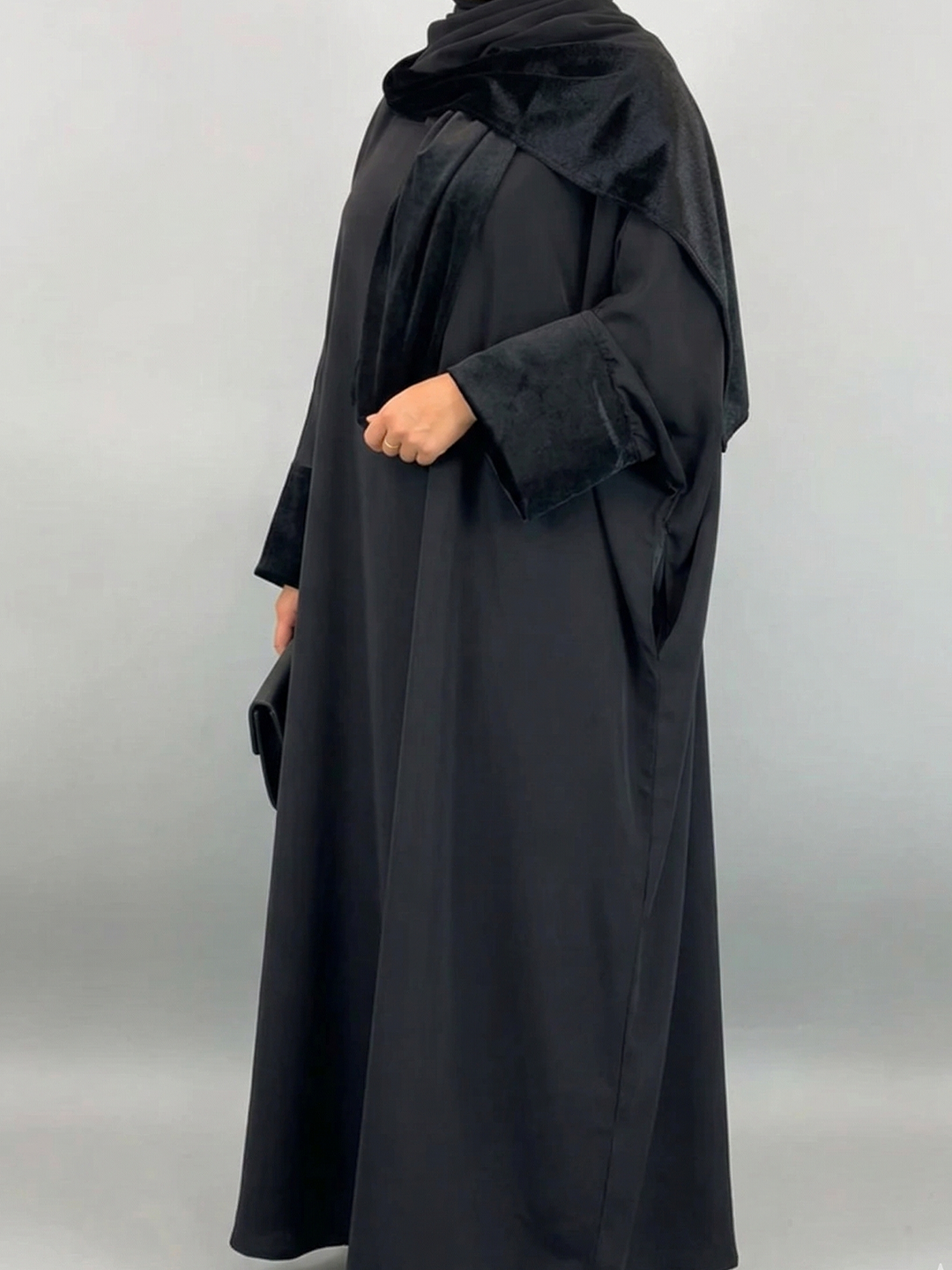 Black Abaya – Nida Fabric with Velvet Details