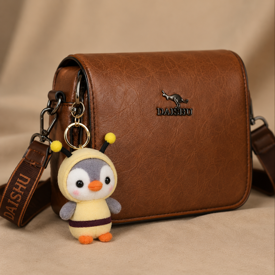 Women’s Penguin Plush Bag Charm Keychain | تعليقة حقيبة نسائية بتصميم بطريق لطيف