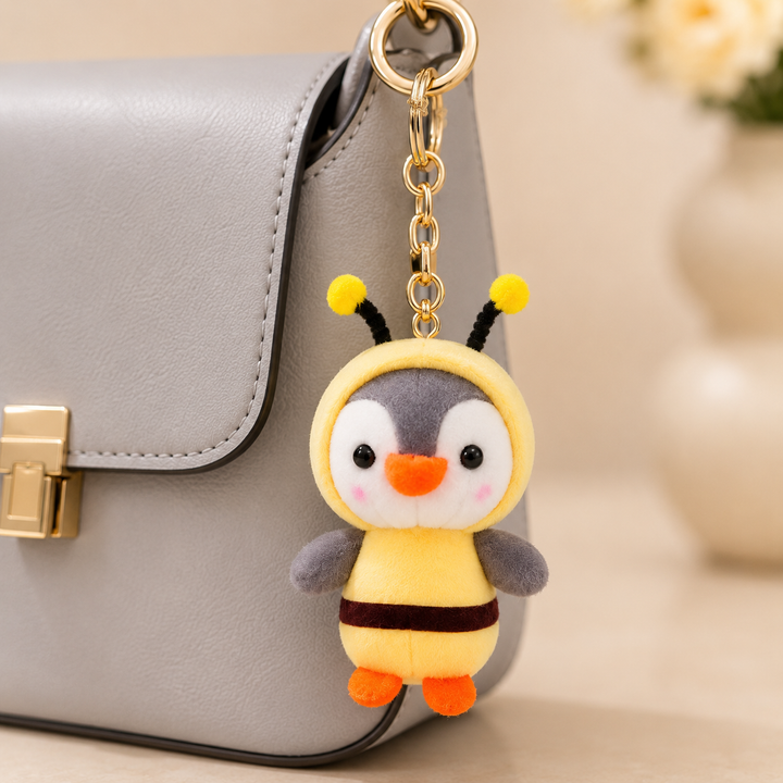 Women’s Penguin Plush Bag Charm Keychain | تعليقة حقيبة نسائية بتصميم بطريق لطيف