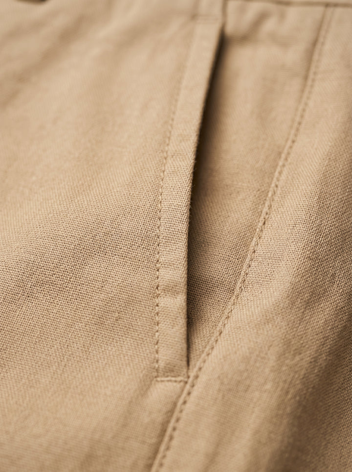 Men’s Sereno Cotton Stretch Trousers | بنطلون سيرينو الرجالي بملمس قطني مرن