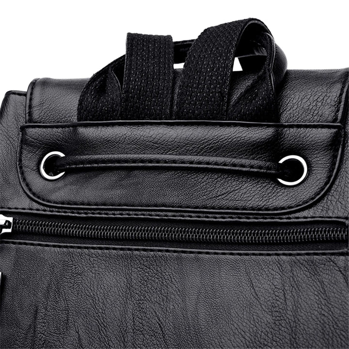 Women’s Everyday Leather-Look Backpack | حقيبة ظهر نسائية ناعمة لليوميات
