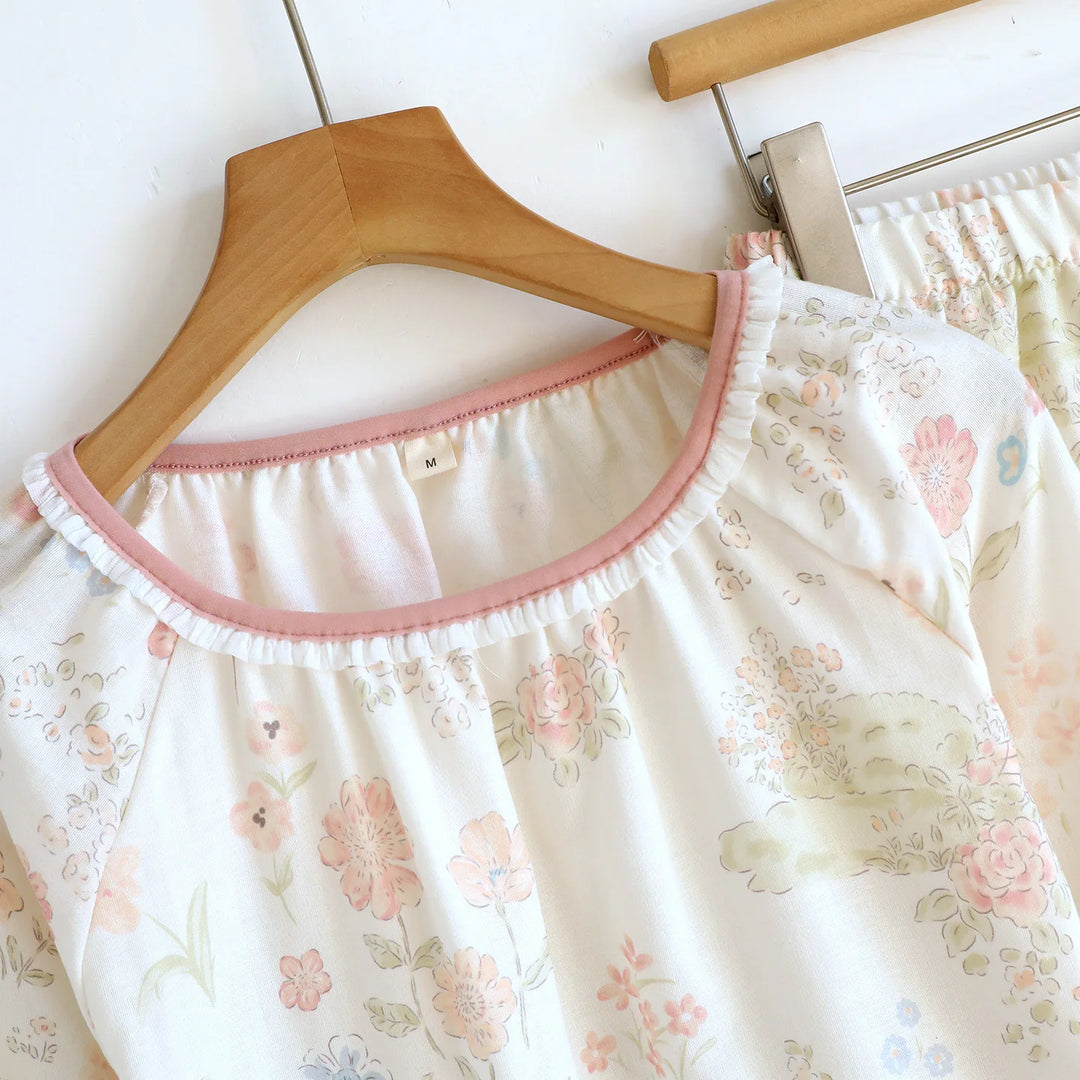 Women’s Cotton Gauze Pajama Set | بيجامة قطنية نسائية للبيت - Lace Collar
