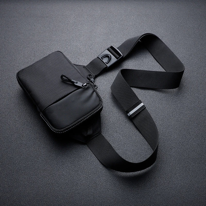 Men’s Lightweight Crossbody Chest Bag | حقيبة صدر رجالية خفيفة متعددة الاستخدام