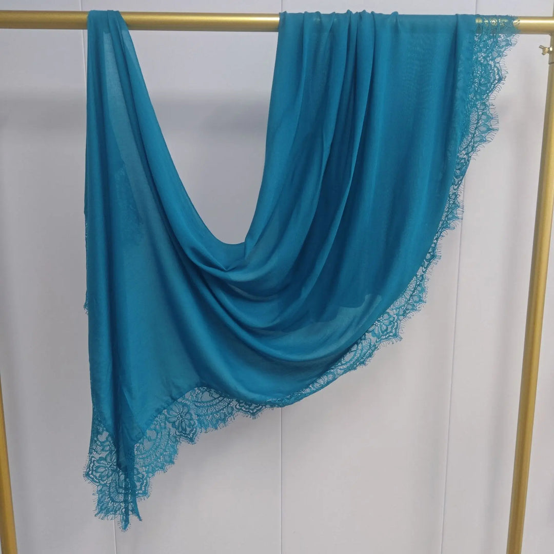 Women’s Lace Edge Hijab Scarf | Soft Everyday Drape