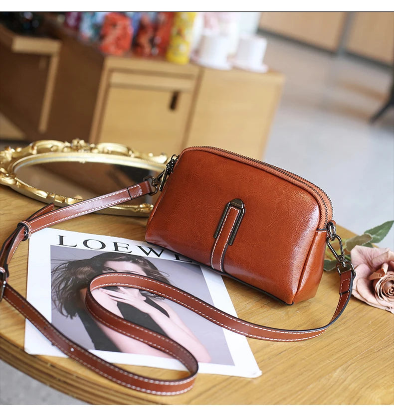 Women’s Genuine Leather Small Crossbody Bag | حقيبة نسائية صغيرة من الجلد الطبيعي كروس بودي