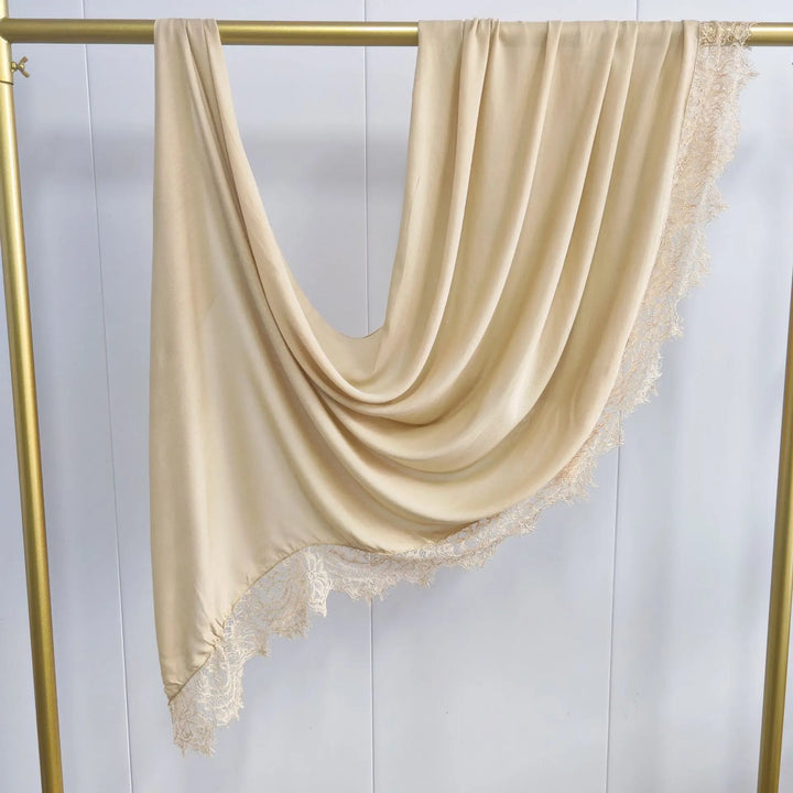 Women’s Lace Edge Hijab Scarf | Soft Everyday Drape