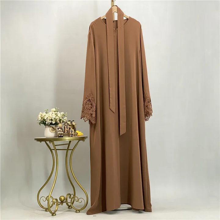Lace Abaya – Elegant Dubai Style with Premium Details