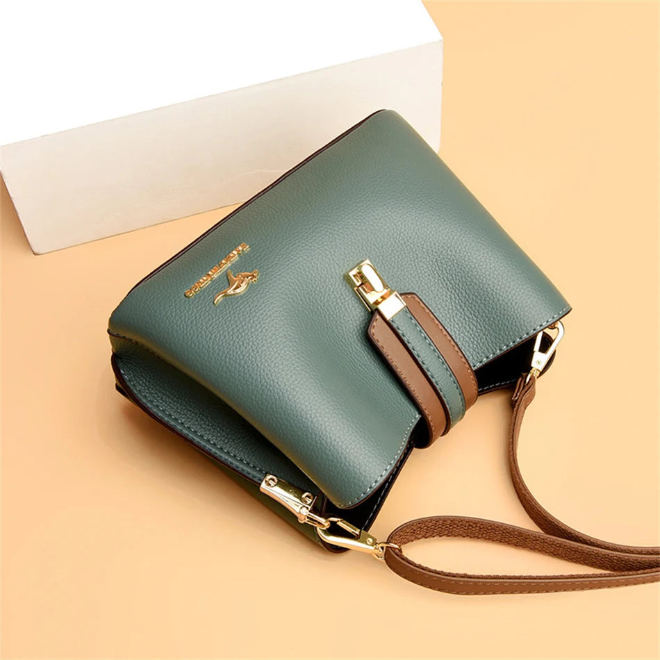Women’s Three-Layer Small Tote Bag | حقيبة نسائية صغيرة بثلاث طبقات