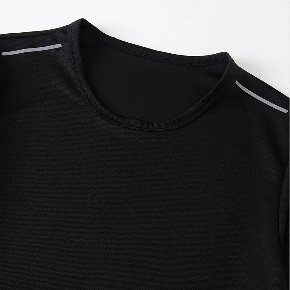 Men’s Quick-Dry Reflective Sports T-Shirt 1/4 Pack | تيشيرت رياضي رجالي سريع الجفاف فردي أو ٤ قطع