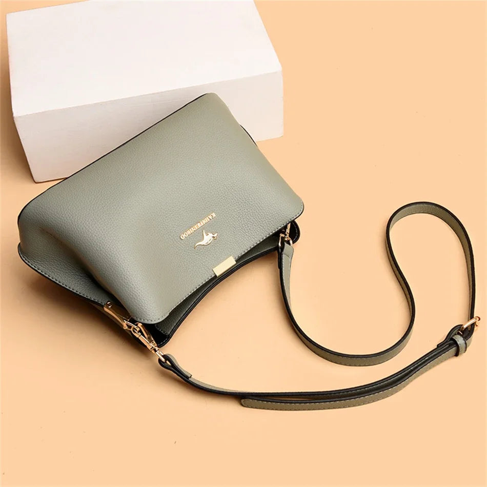 Women’s Multifunction Shoulder Bag | حقيبة كتف نسائية متعددة الاستخدام