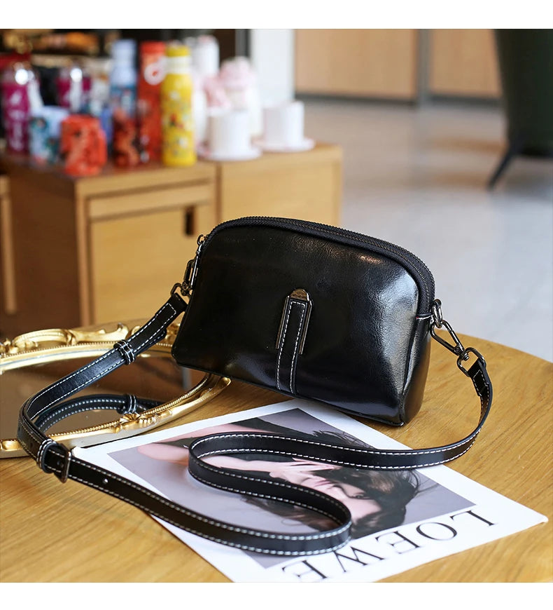 Women’s Genuine Leather Small Crossbody Bag | حقيبة نسائية صغيرة من الجلد الطبيعي كروس بودي