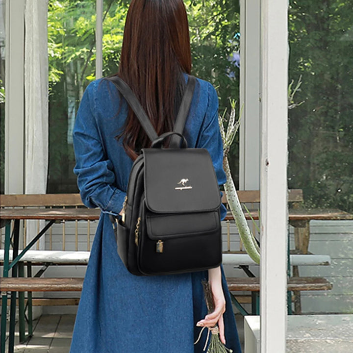 Women’s Large Capacity Backpack | حقيبة ظهر نسائية واسعة وعملية
