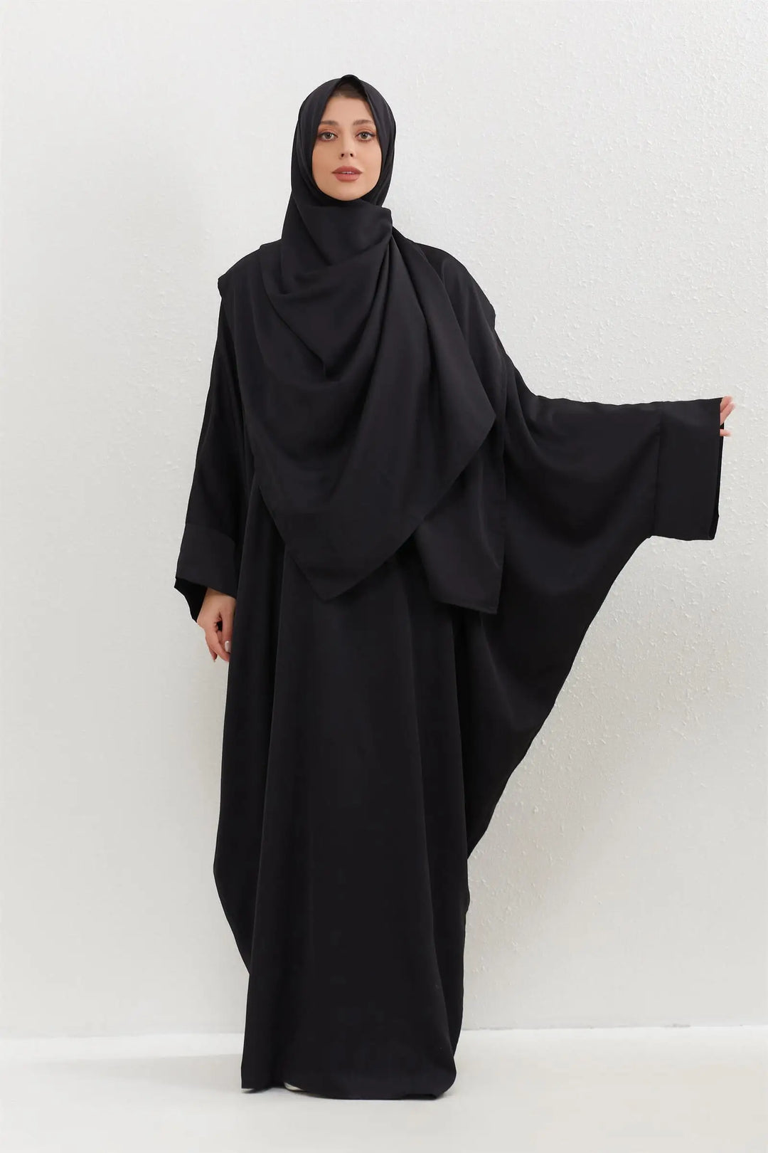 Two Piece Abaya Set – Modest Loose Fit with Hijab