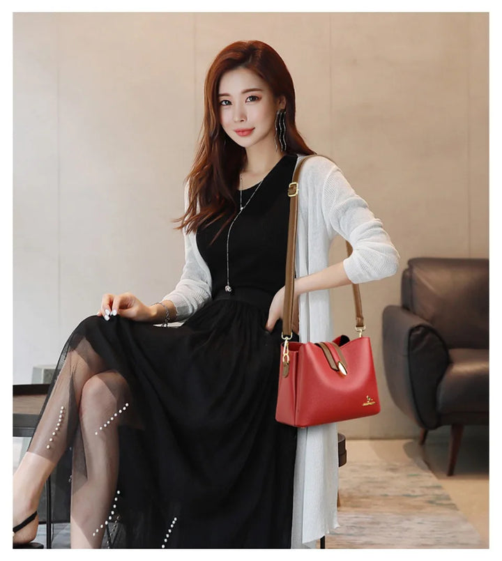 Women’s Casual Leather-Look Tote Bag | حقيبة توت نسائية عملية