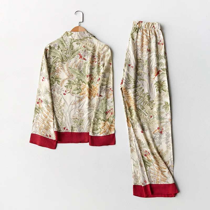 Women’s Satin Pajama Set | بيجامة ساتان نسائية للبيت - Green Print
