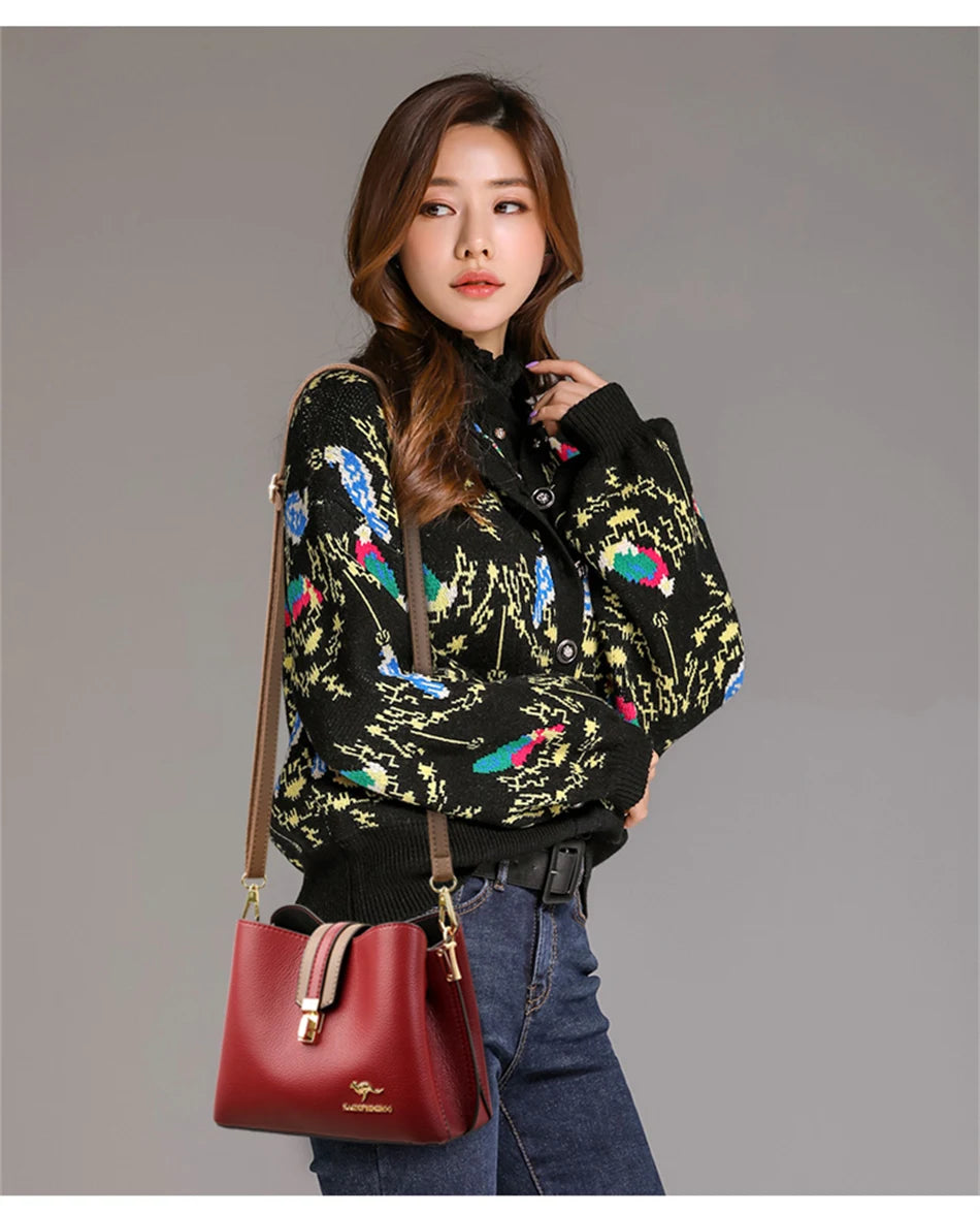 Women’s Three-Layer Small Tote Bag | حقيبة نسائية صغيرة بثلاث طبقات