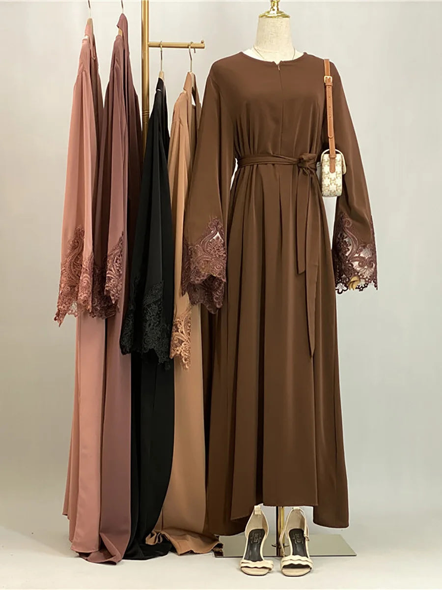 Lace Abaya – Elegant Dubai Style with Premium Details