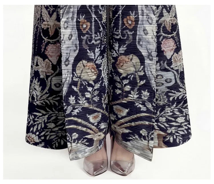 Women’s Pleated Printed Long Dress | فستان نسائي طويل بطبعات أنيقة