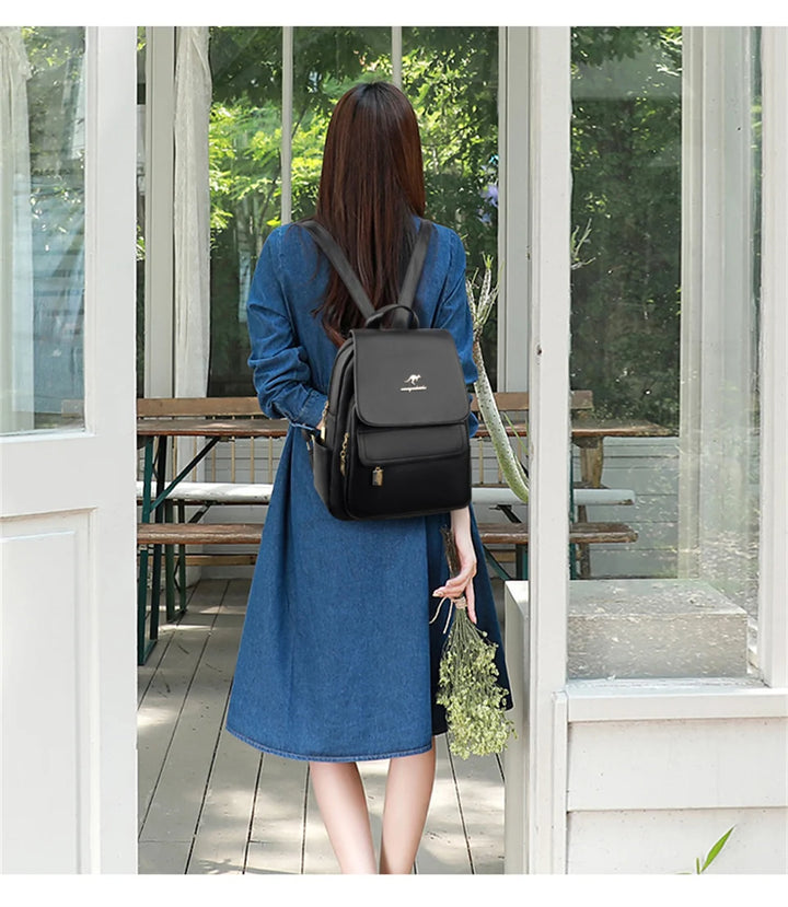 Women’s Large Capacity Backpack | حقيبة ظهر نسائية واسعة وعملية
