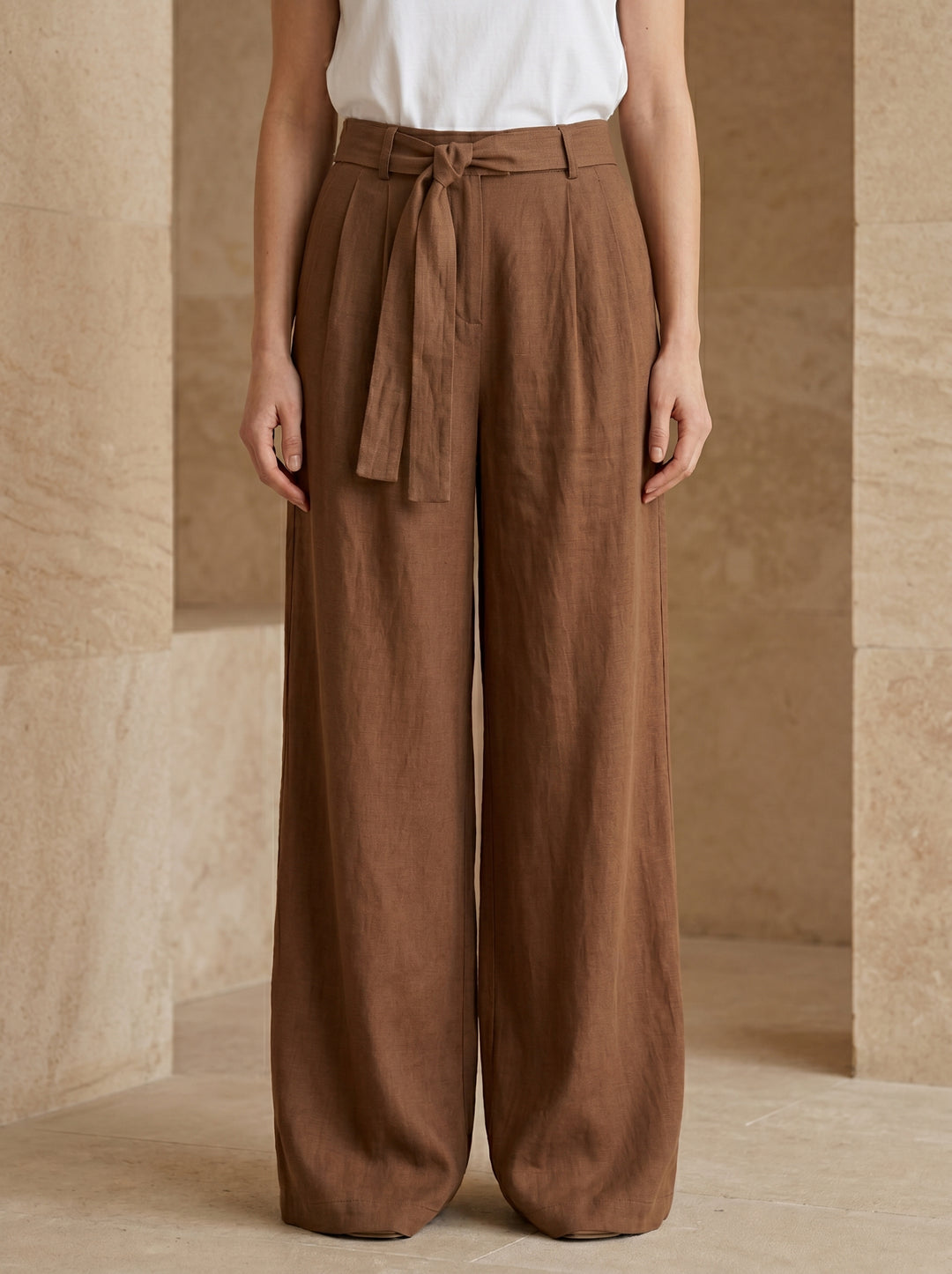 Women’s Flowing Tencel Trousers – Caramel | بنطال نسائي تنسل انسيابي بلون الكراميل