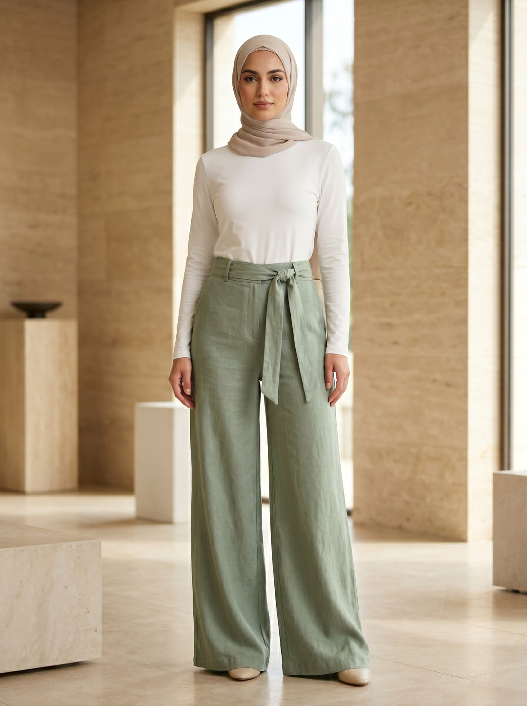 Women’s Flowing Tencel Trousers – Caramel | بنطال نسائي تنسل انسيابي بلون الكراميل