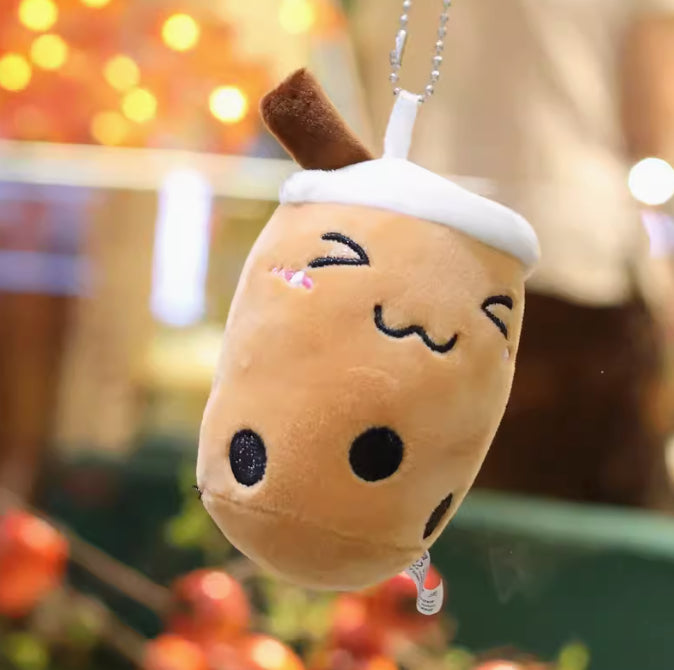 Women’s Plush Milk Tea Cup Bag Charm | تعليقة حقيبة نسائية بتصميم كوب مشروب لطيف