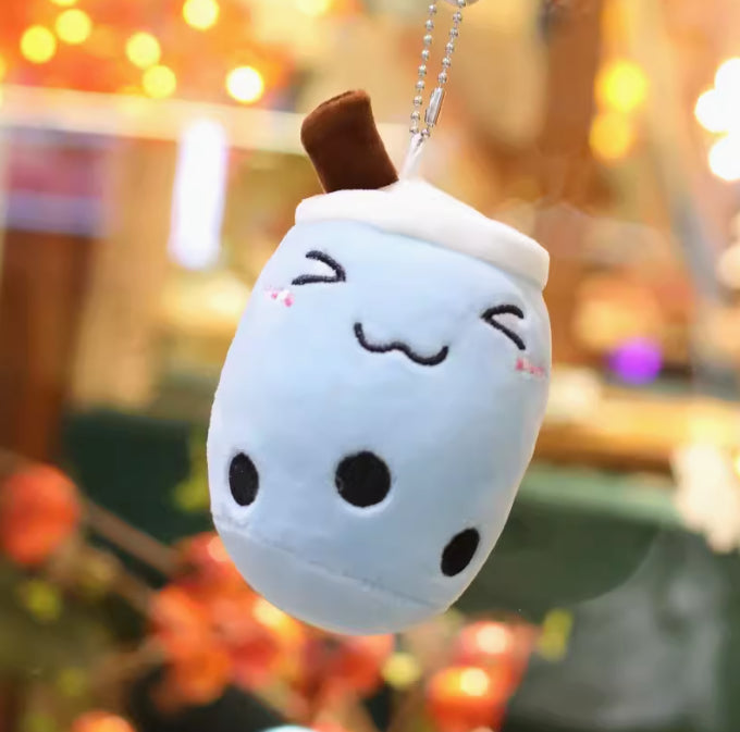 Women’s Plush Milk Tea Cup Bag Charm | تعليقة حقيبة نسائية بتصميم كوب مشروب لطيف