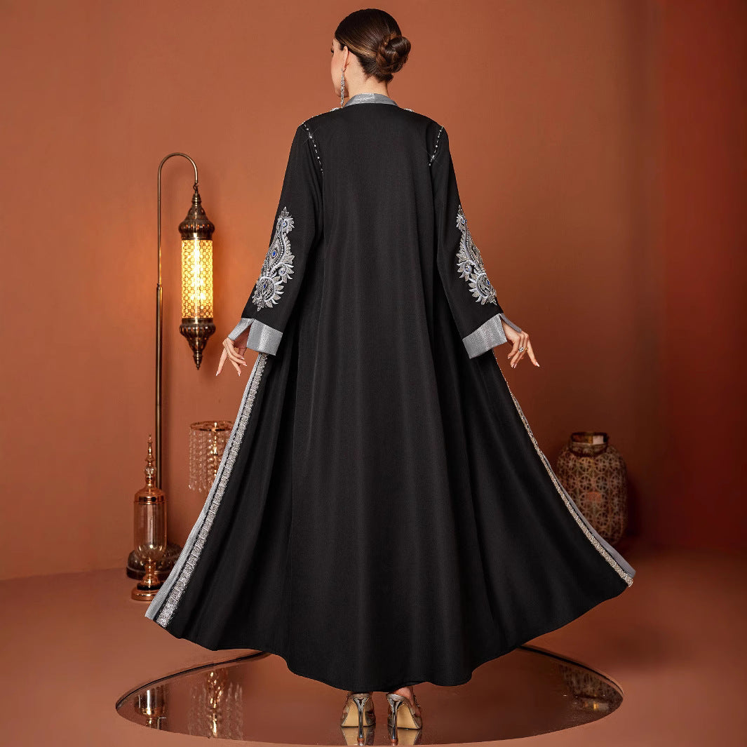 Vinachi Embellished Plus-Size Abaya