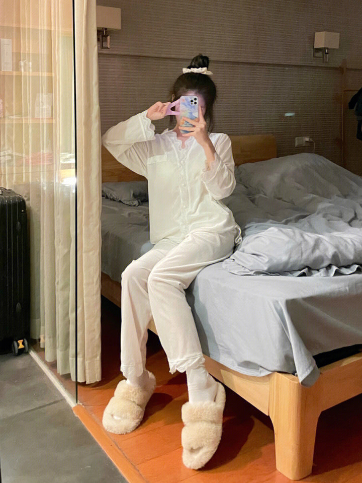 Women’s Lace Loungewear Set | Elegant Lightweight Style