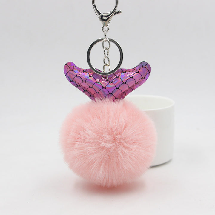 Women’s Fluffy Fish Tail Bag Charm Keychain | تعليقة حقيبة نسائية فروية بتصميم ذيل سمكة