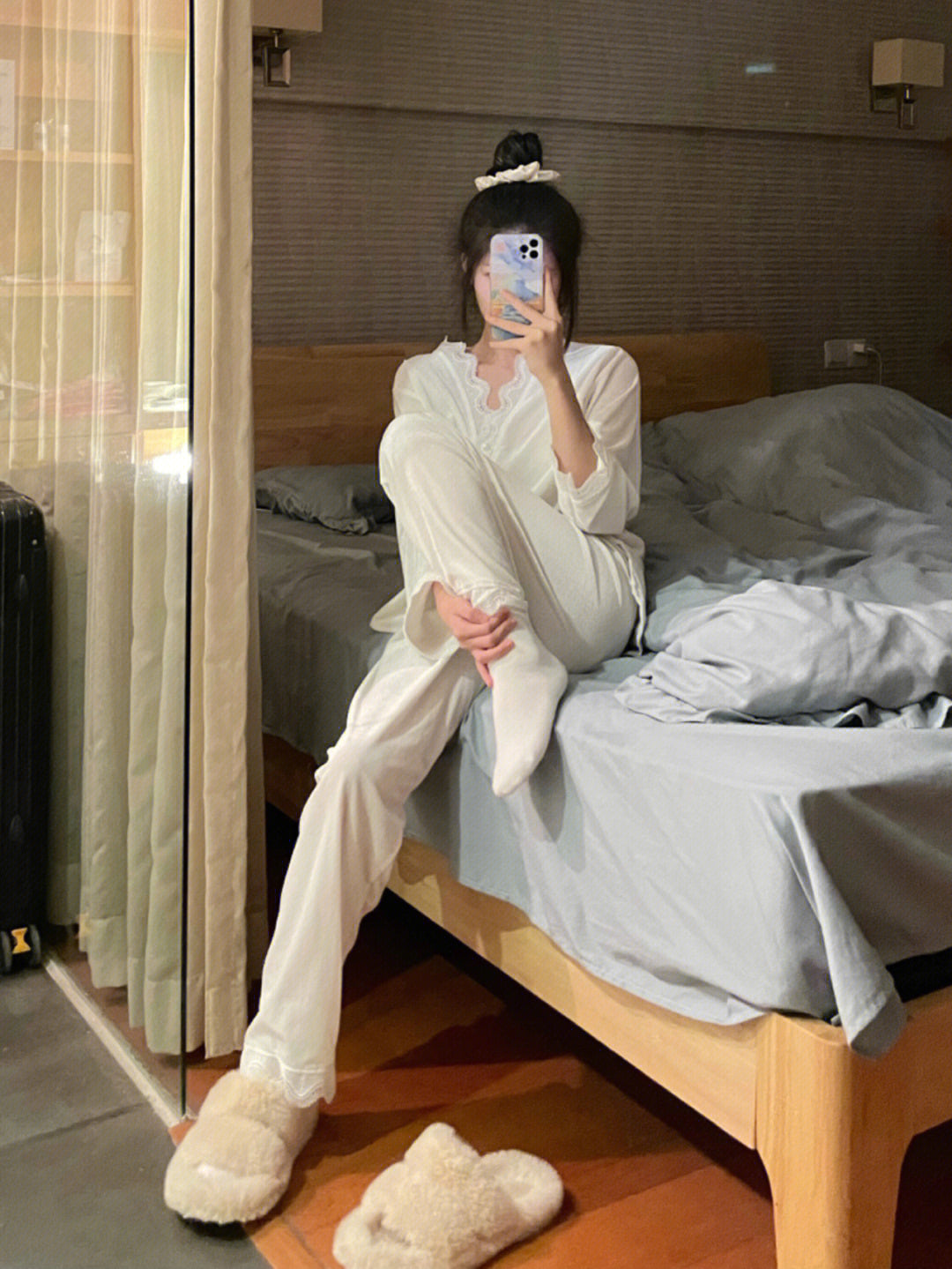 Women’s Lace Loungewear Set | Elegant Lightweight Style